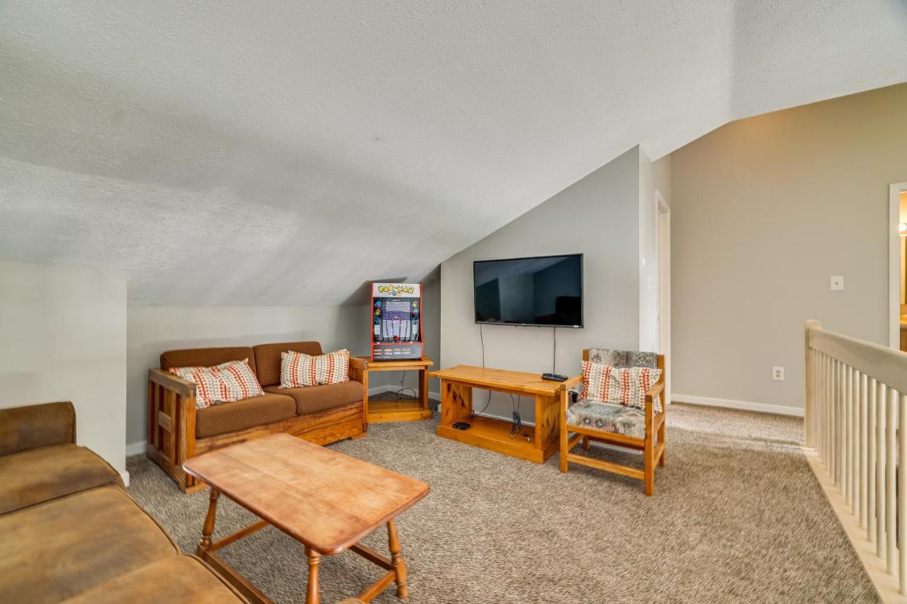 Lake Harmony Home About Half Mi To Big Boulder Mountain エクステリア 写真